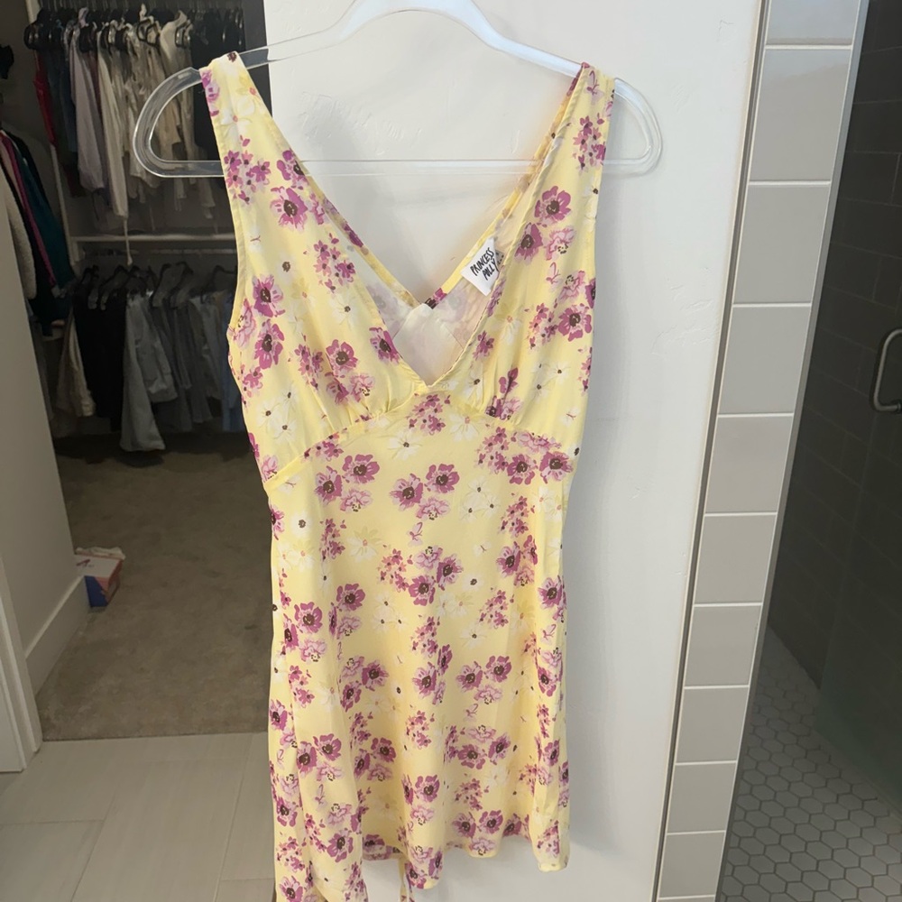 Princess Polly brand new never worn summer dress size small